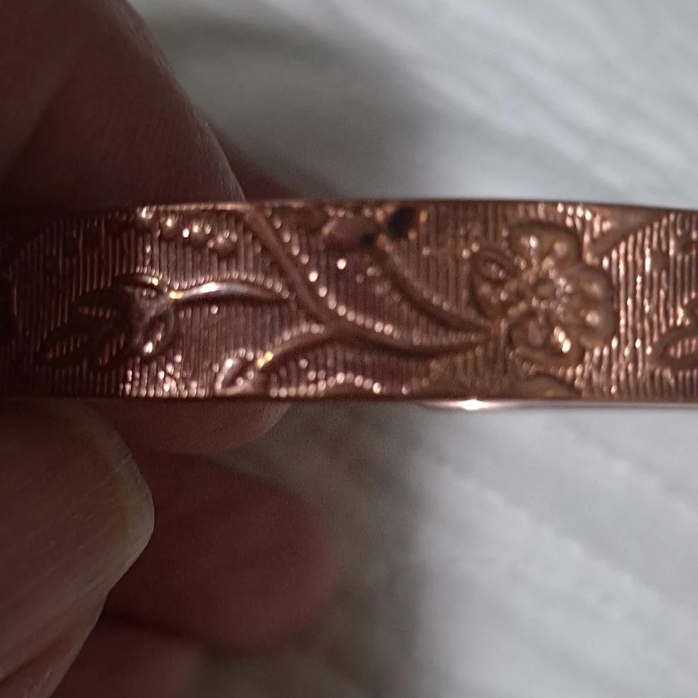 Copper cuff bracket - Picture 3 of 3